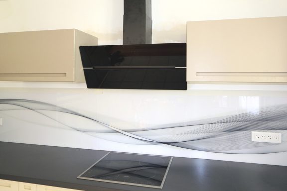 Crédence panoramique Vague Graphique Gris Claire Finition Brillant